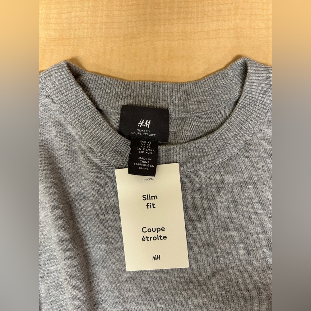 H&M Men's Heather Gray Crewneck Sweater - Picture 2 of 5